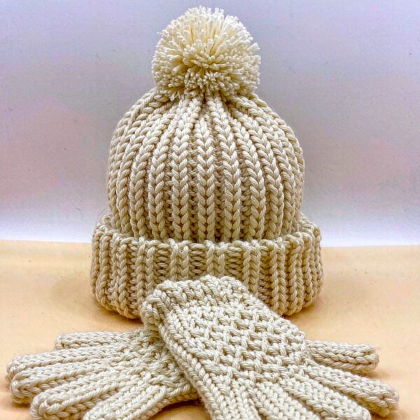 Chunky Knit Beanie & Mitten Set